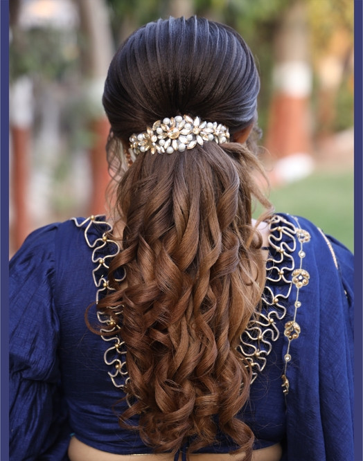 Curls With Open Look Hair Style